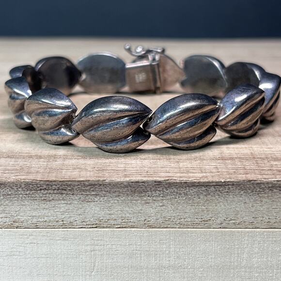 Vintage Milor Italy Sterling Silver 925 Wide Puffy Tennis Bracelet Linked Hearts - Picture 1 of 11